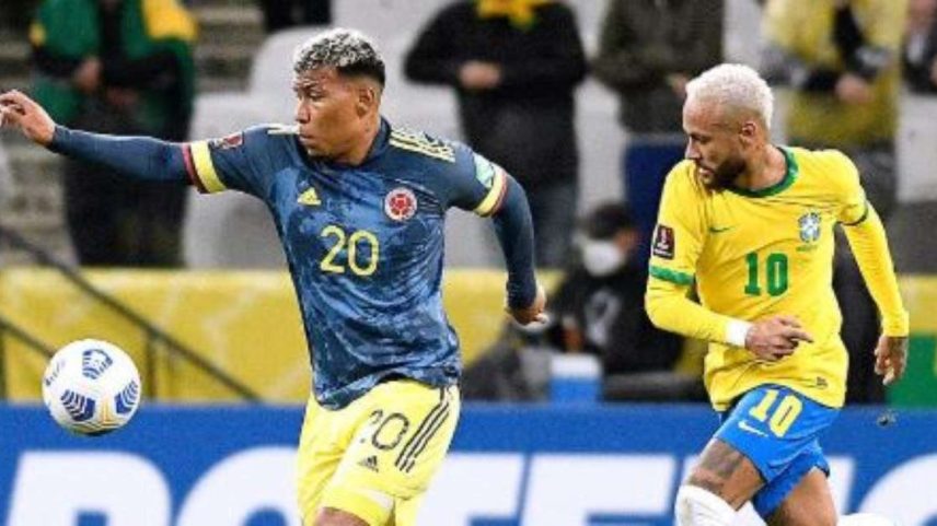 Roger Martinez e Neymar em jogo