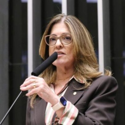Comissão aprova PEC que prevê intérprete de Libras em emergências