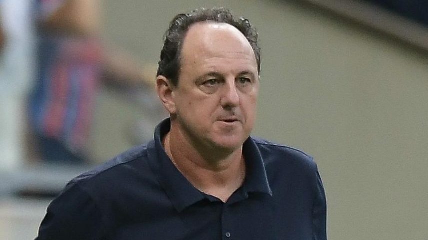 Rogério Ceni, técnico do Bahia, durante jogo contra o Bragantino pelo Brasileirão