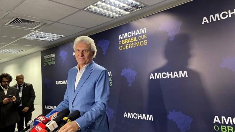 Na imagem, o pré-candidato à Presidência, Ronaldo Caiado, em evento da Amcham
