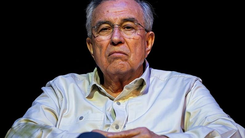 Governador mexicano solicita afastamento após investigação por narcotráfico
