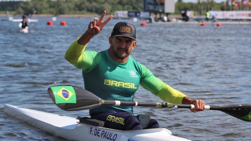 Canoista Fernando Rufino participa de prova de canoagem na Copa do Mundo de paracanoagem. Foto: Isabella Oliveira/CBCa