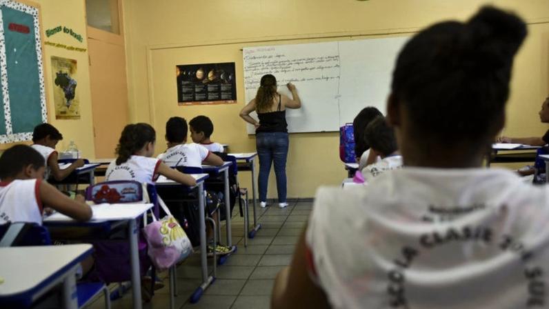 A Prova Nacional Docente tem o objetivo de auxiliar e subsidiar Estados e municípios na seleção de profissionais de ensino público