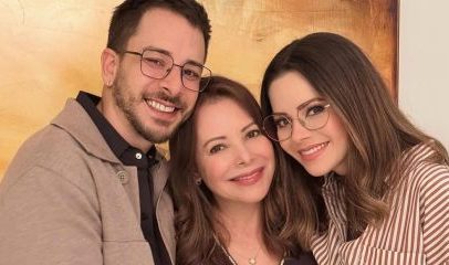 Sandy e Júnior fazem homenagem rara à mãe, comovente e forte