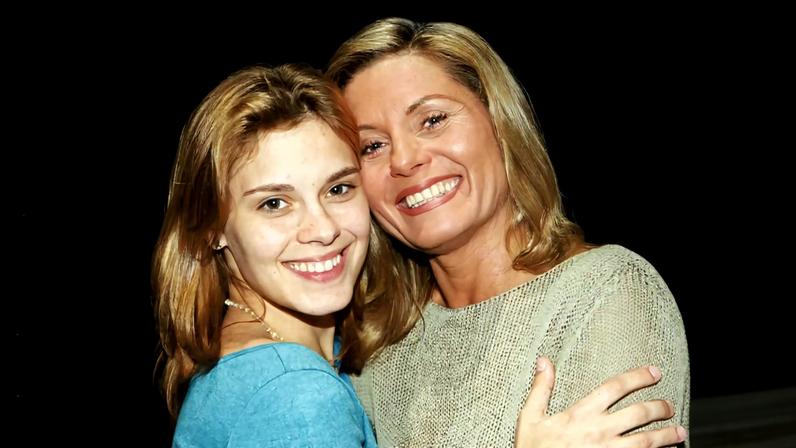 Sangue e sacrifício: a relação de Helena e Camila em Laços de Família
