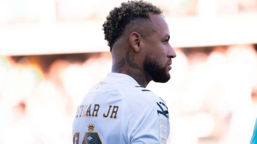 Santos encara Bragantino para romper jejum de sete jogos