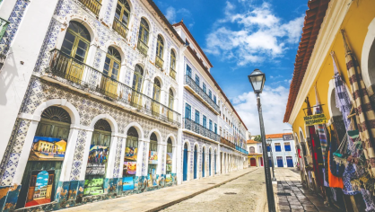 Edifícios coloridos em São Luís, no Maranhão