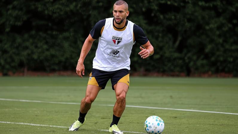 Dória em treino do São Paulo — Foto: São Paulo FC