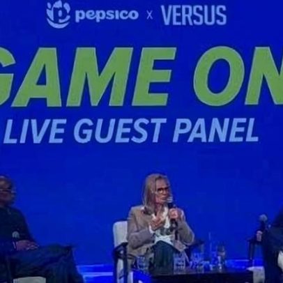 Wiegman defende investimento e identidade no futebol feminino