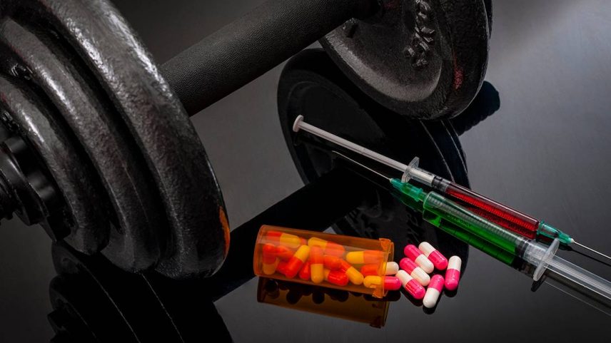 Em meio à pressão estética e à normalização de corpos biologicamente improváveis, hormônios deixaram de ocupar uma posição periférica na cultura fitness