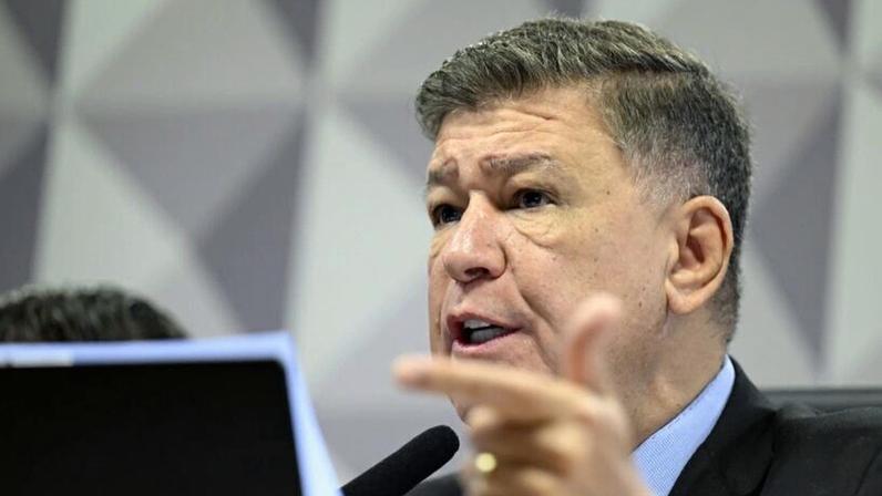 Viana critica Motta pela abertura de CPI do Master