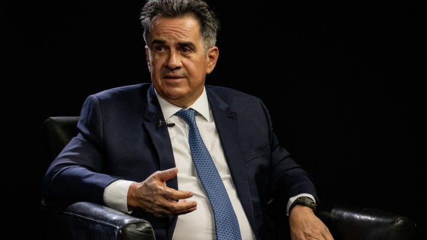 Ciro Nogueira (foto) é alvo da Polícia Federal em operação que mira o esquema de fraudes do Banco Master, do ex-banqueiro Daniel Vorcaro