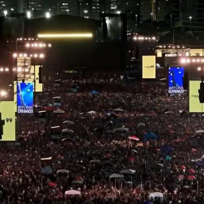 Imagens aéreas revelam montagem do show de Shakira