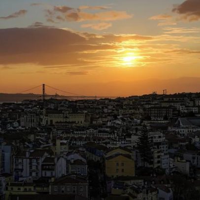 Brasileiros em Portugal enfrentam novas barreiras à imigração