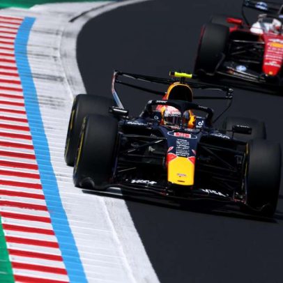 Verstappen e Hamilton revivem rivalidade em duelo tenso na Sprint