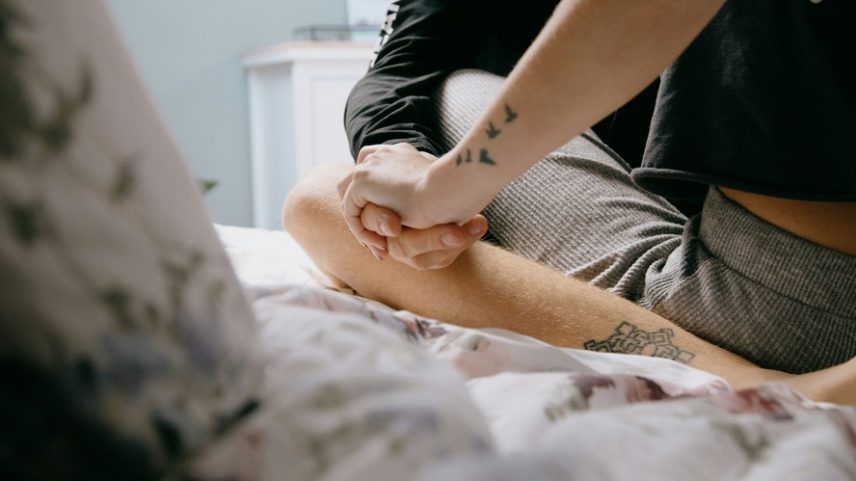 Como organizar a vida sexual de acordo com o ciclo menstrual? Ginecologista explica — Foto: Unsplash