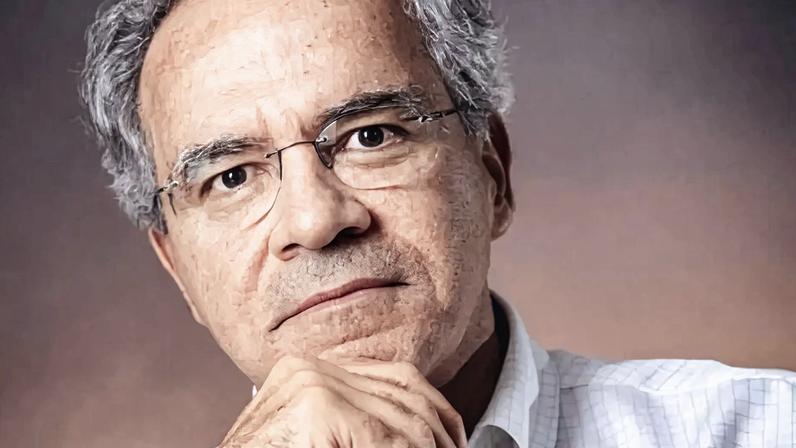O empresário Nelson Tanure tenta comprar a Alliar