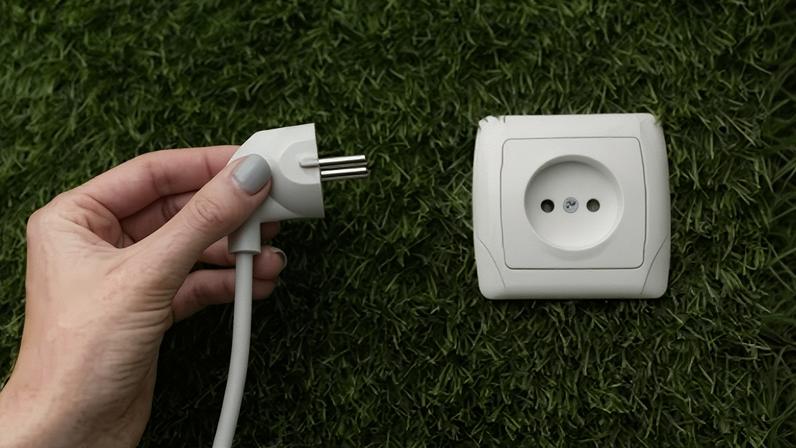 Manter muitos aparelhos na tomada pode gerar um consumo de até 40 KWh mensais.