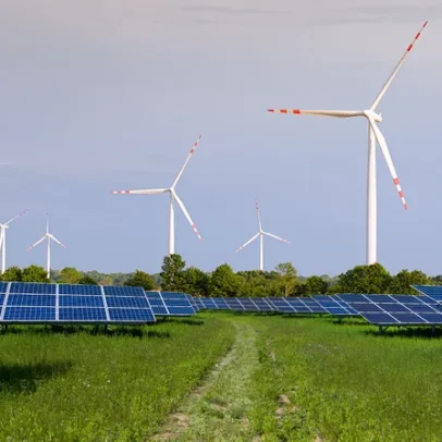 Sistema elétrico da China avança com novas fases de fontes limpas