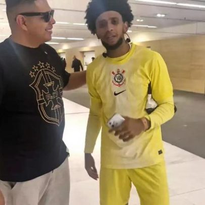 Sósia de Hugo Souza trabalha como entregador e cria personagem após posto