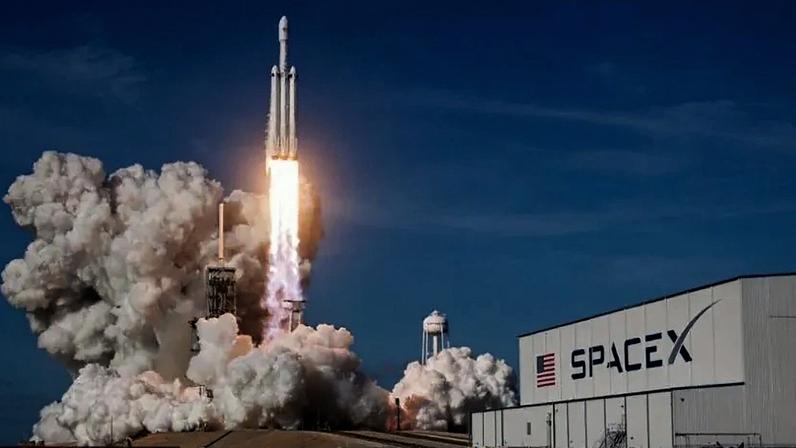 SpaceX busca valuation de US$ 1,5 tri em contagem para IPO
