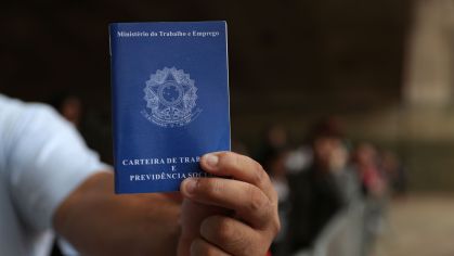 Oposição defende regra de transição maior para a redução na jornada de trabalho semanal