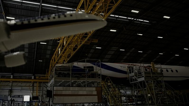 Fábrica da Embraer em São José dos Campos (SP). Aviões são um dos itens de mais alta tecnologia exportados pelo Brasil.