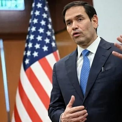 Estreito de Ormuz deve ser aberto de um jeito ou outro, afirma Rubio