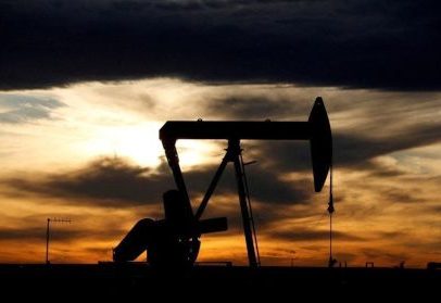Petróleo fecha alta com tensões geopolíticas e reunião Xi-Trump no radar