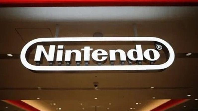 O logotipo da Nintendo na Nintendo Tokyo, a primeira loja oficial da Nintendo no Japão