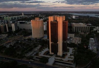 Mercado eleva projeção para inflação pela 8ª vez e supera meta