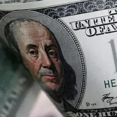 Guia atualizado de como investir em dólar no Brasil