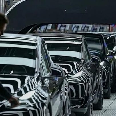 Produção e vendas de veículos no Brasil caem em abril ante março