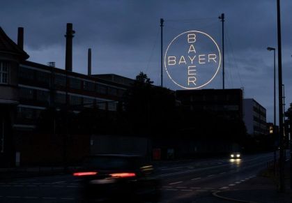 Logotipo da empresa farmacêutica alemã Bayer AG em Leverkusen