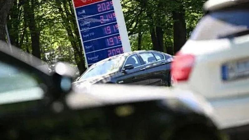 Posto de gasolina, em Munique, Alemanha
