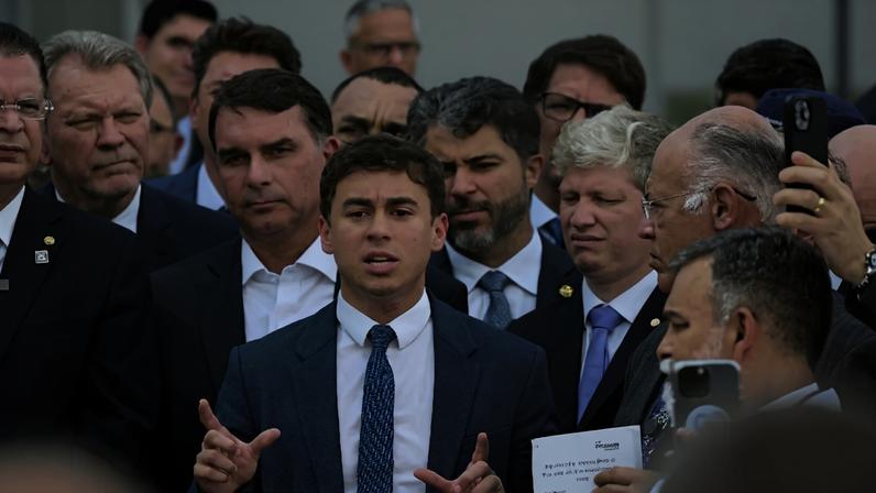 TCU arquiva representação contra Nikolas por uso de jatinho ligado a Vorcaro