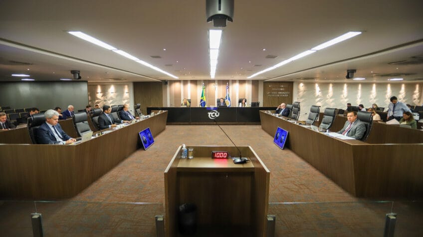 Auditoria da Corte de Contas identificou falhas no acompanhamento de indicadores de saúde e educação no sistema do Bolsa Família; ministros deram determinações ao governo