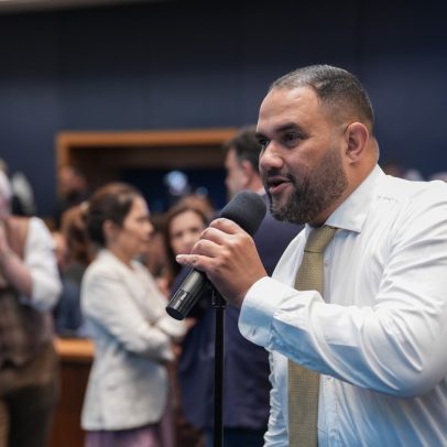 ALERJ afasta deputado preso e destitui gabinete