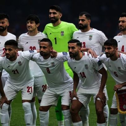 Irã vai à Copa do Mundo, mas apresenta exigências