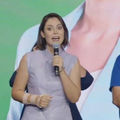 Michelle Bolsonaro chama Moraes de irmão em Cristo em evento no DF