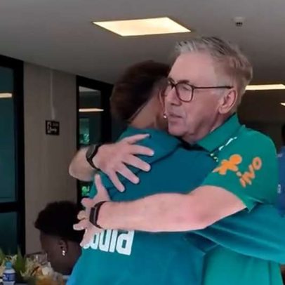 Neymar e Ancelotti juntos na primeira reunião da Seleção em Granja Comary