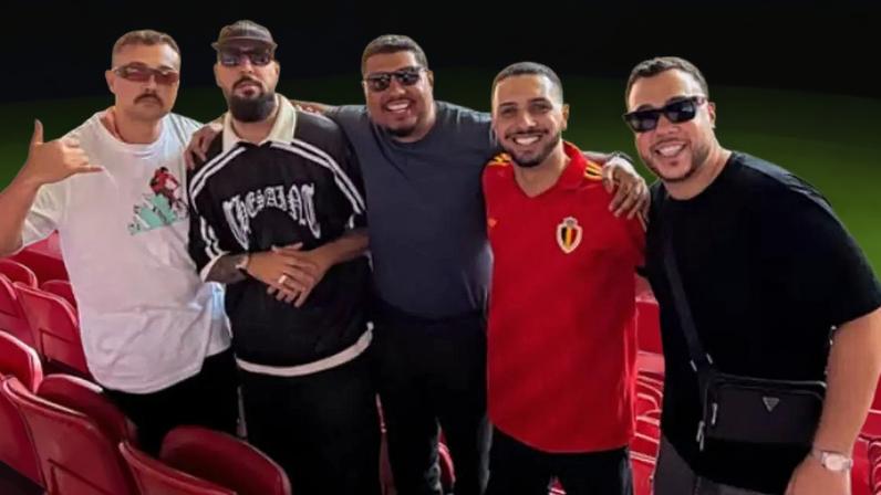 Lucas Tilty (centro) vai acompanhar a final da Champions League com os amigos