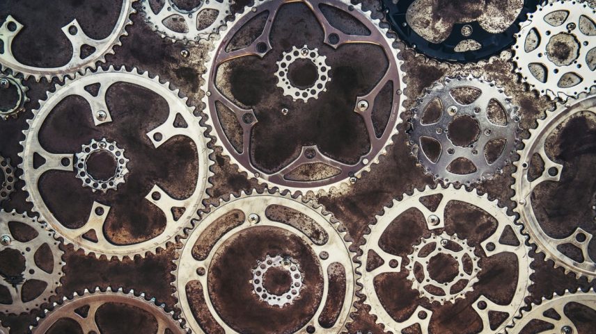 Engrenagem PIB Focus — Foto: Tim Mossholder / Unsplash