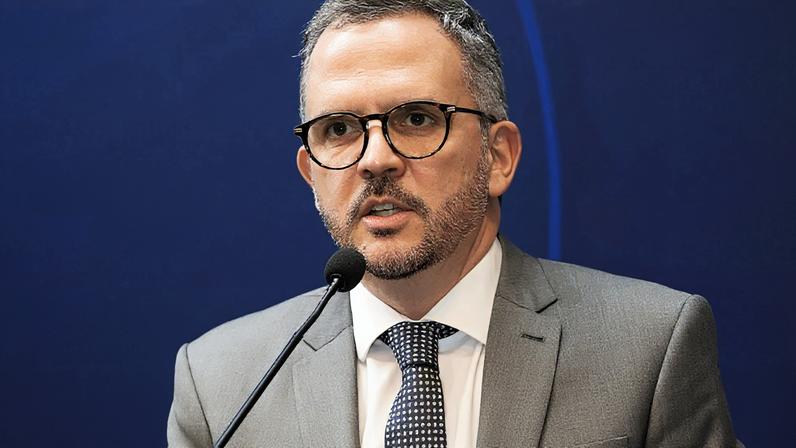 Franca (foto) deve prestar esclarecimentos sobre o aporte de R$ 2,6 bilhões destinado à construção do túnel Santos-Guarujá