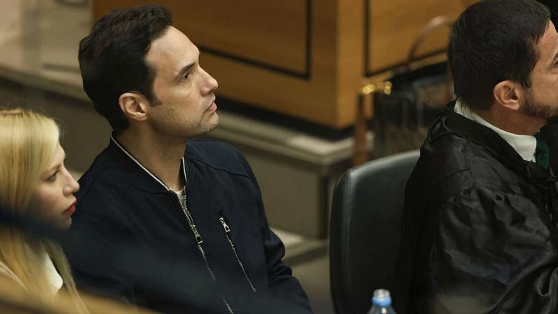 Rio de Janeiro (RJ), 23/03/2026 – O ex-vereador Dr. Jairinho e advogados de defesa durante Tribunal do Júri, no Tribunal de Justiça do Rio de Janeiro, no centro da capital fluminense. Foto: Tomaz Silva/Agência Brasil
