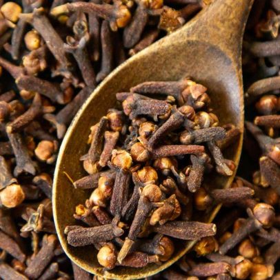 Nutricionista destaca benefícios do cravo-da-índia e como usar