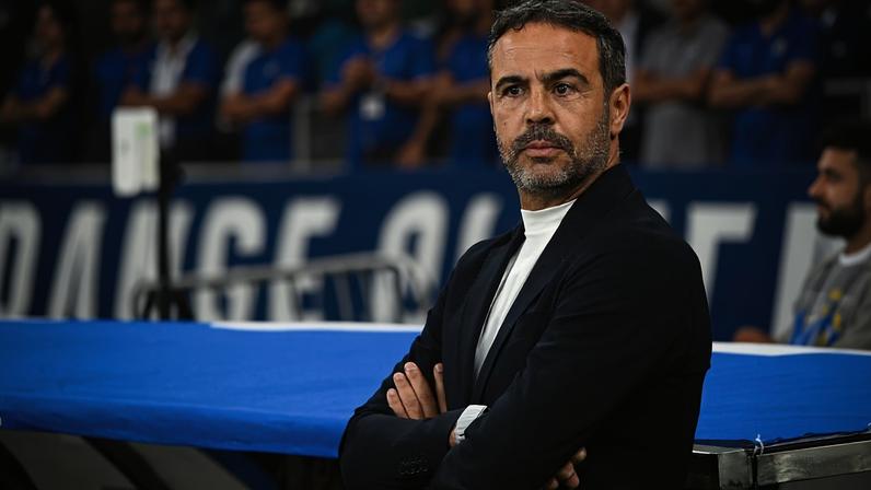 Artur Jorge em Cruzeiro x Atlético-MG (Foto:Paulo Ti/Thenews2/Folhapress)