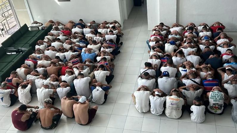 Integrantes de torcidas organizadas foram presos em Fortaleza. (Foto: PMCE/Divulgação)