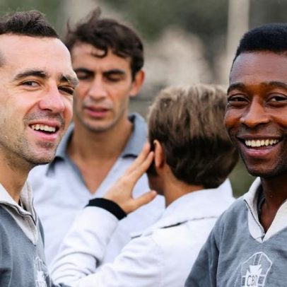 Recordar é viver: Pelé, Tostão, Ronaldo e Rivaldo marcam momento histórico