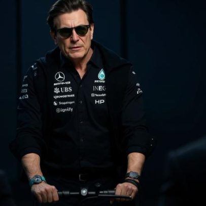 Wolff adverte Antonelli após crítica a Russell em sprint da F1